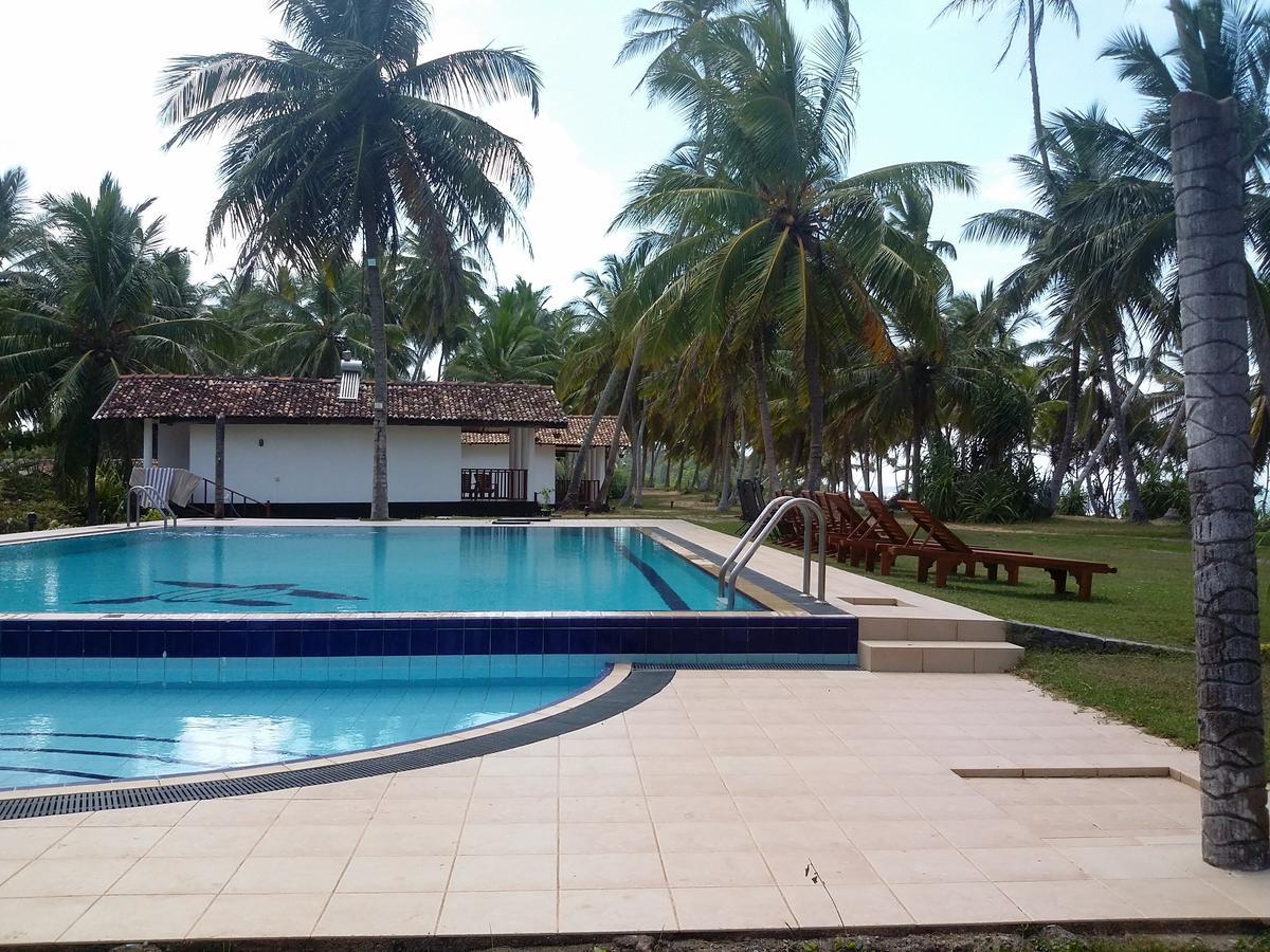 Darwins Beach Resort Tangalle Exterior photo