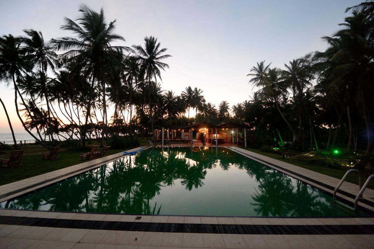 Darwins Beach Resort Tangalle Exterior photo