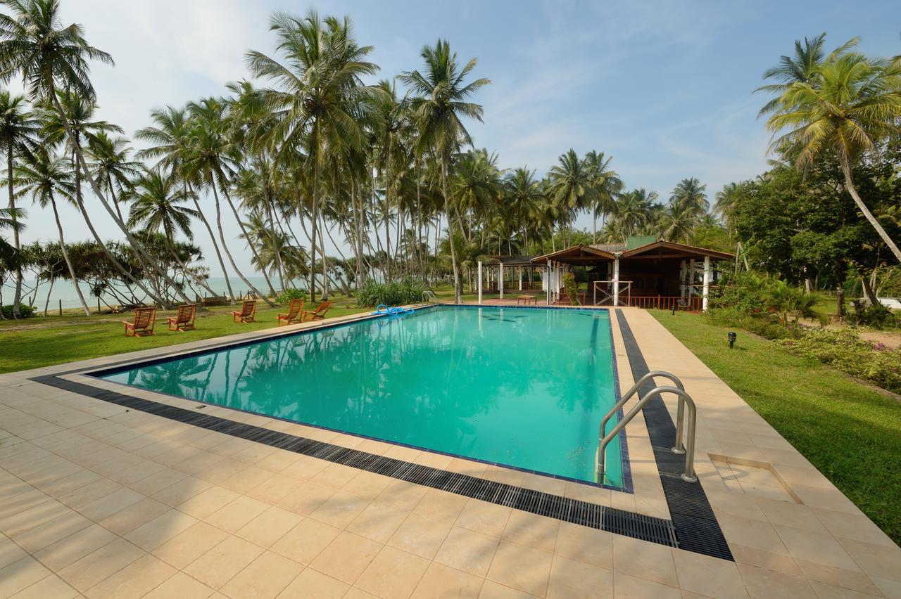 Darwins Beach Resort Tangalle Exterior photo